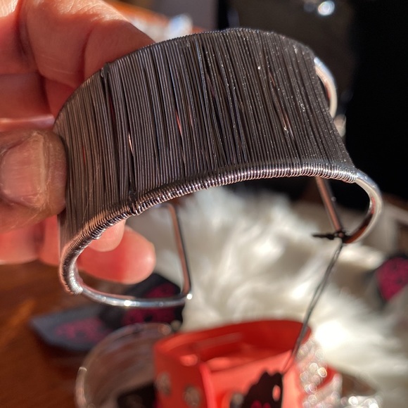 Everything must go sale - Picture 7 of 14